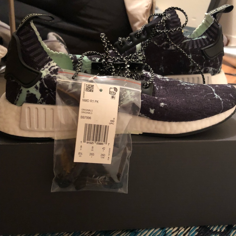 Adidas NMD-R1 Marble Running Shoe - Picture 3 of 5